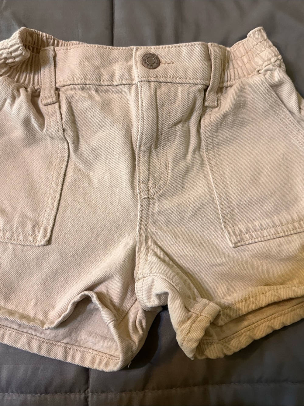 Girls’ Old Navy Cream Cotton Pull-On Shorts